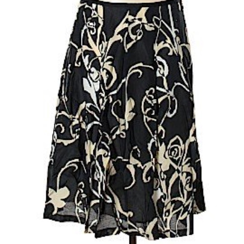 Haley & Kate casual skirt